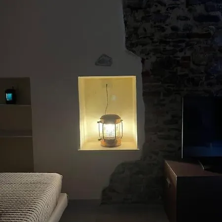 Iris 3: Un Fiore A *